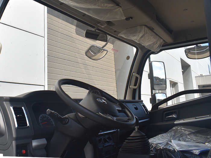 Изотермический фургон DongFeng Z55N